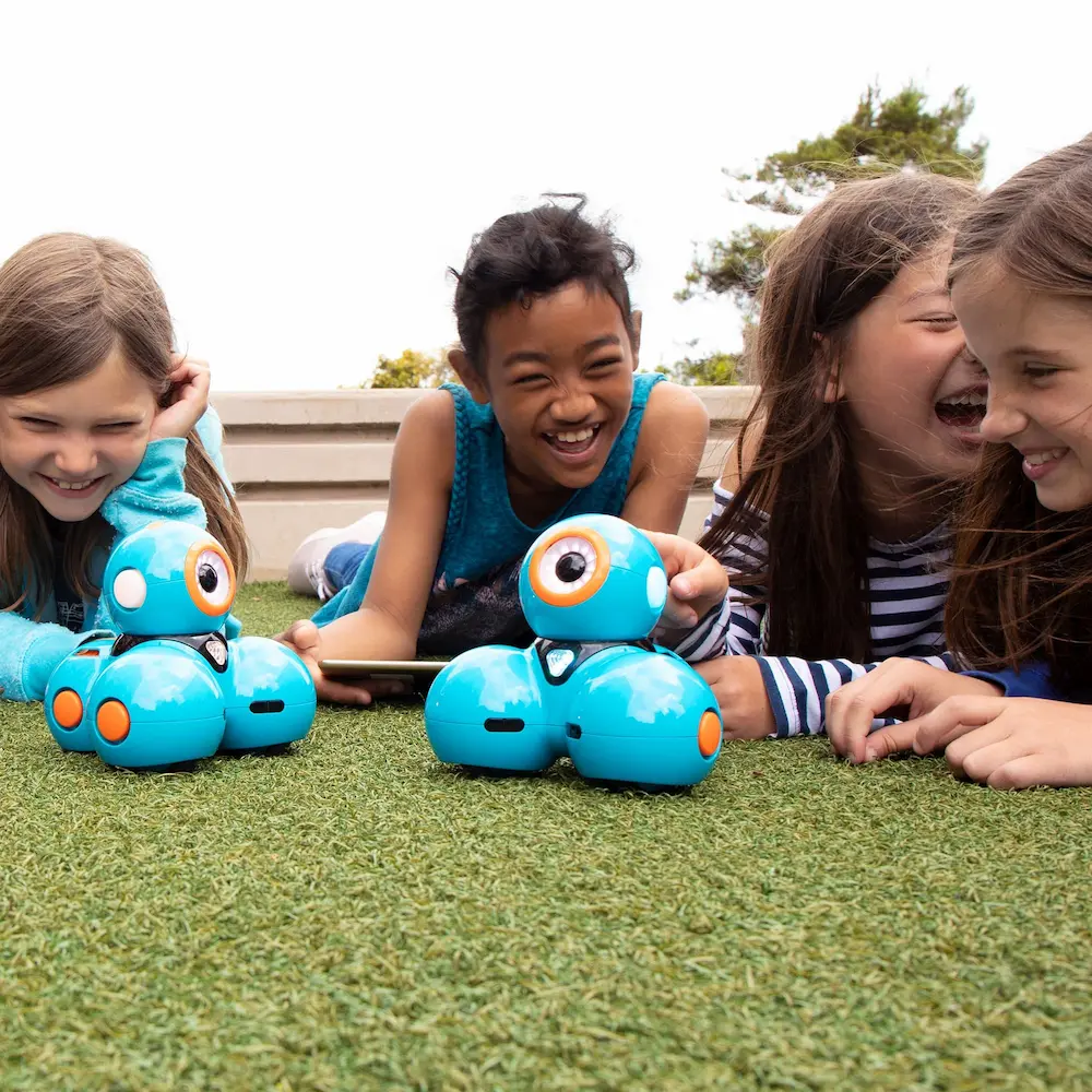 Truth For Teachers - Dash & Dot Robots: How young children can learn to  code (even if YOU don't know how yet)